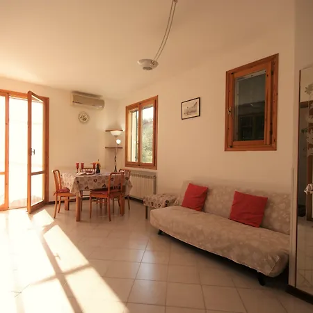 Casa Airenti بيت للعطل